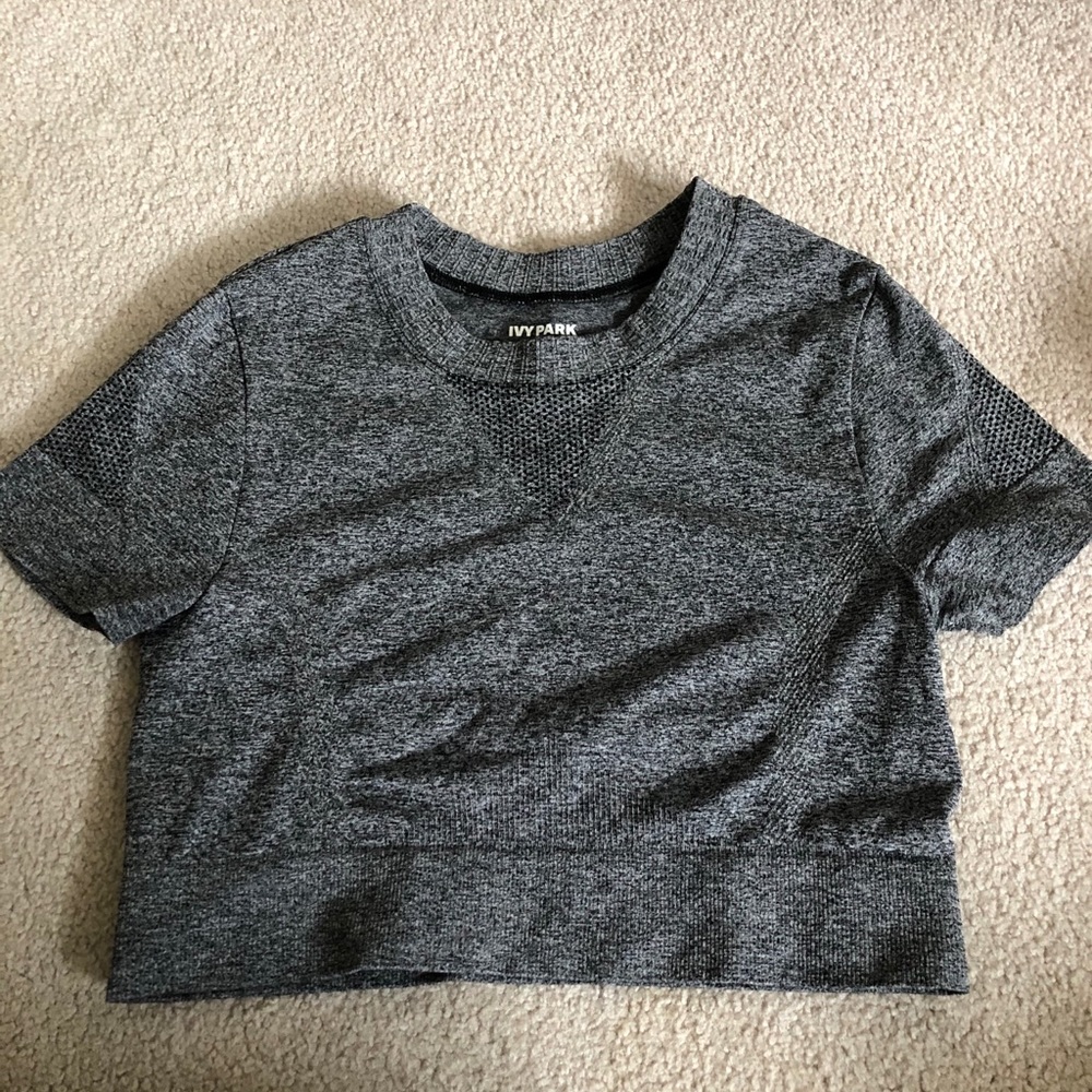 Ivy park crop workout shirt